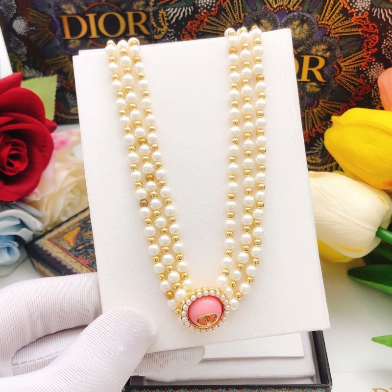 chr1st1an D10r necklaces